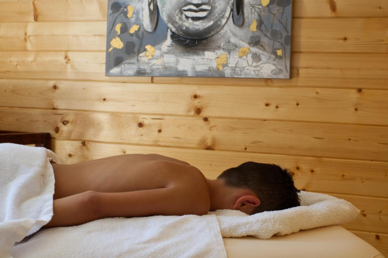 Logis Hotel Centrotel Et Spa Bulles D'Allier Montmarault Zewnętrze zdjęcie