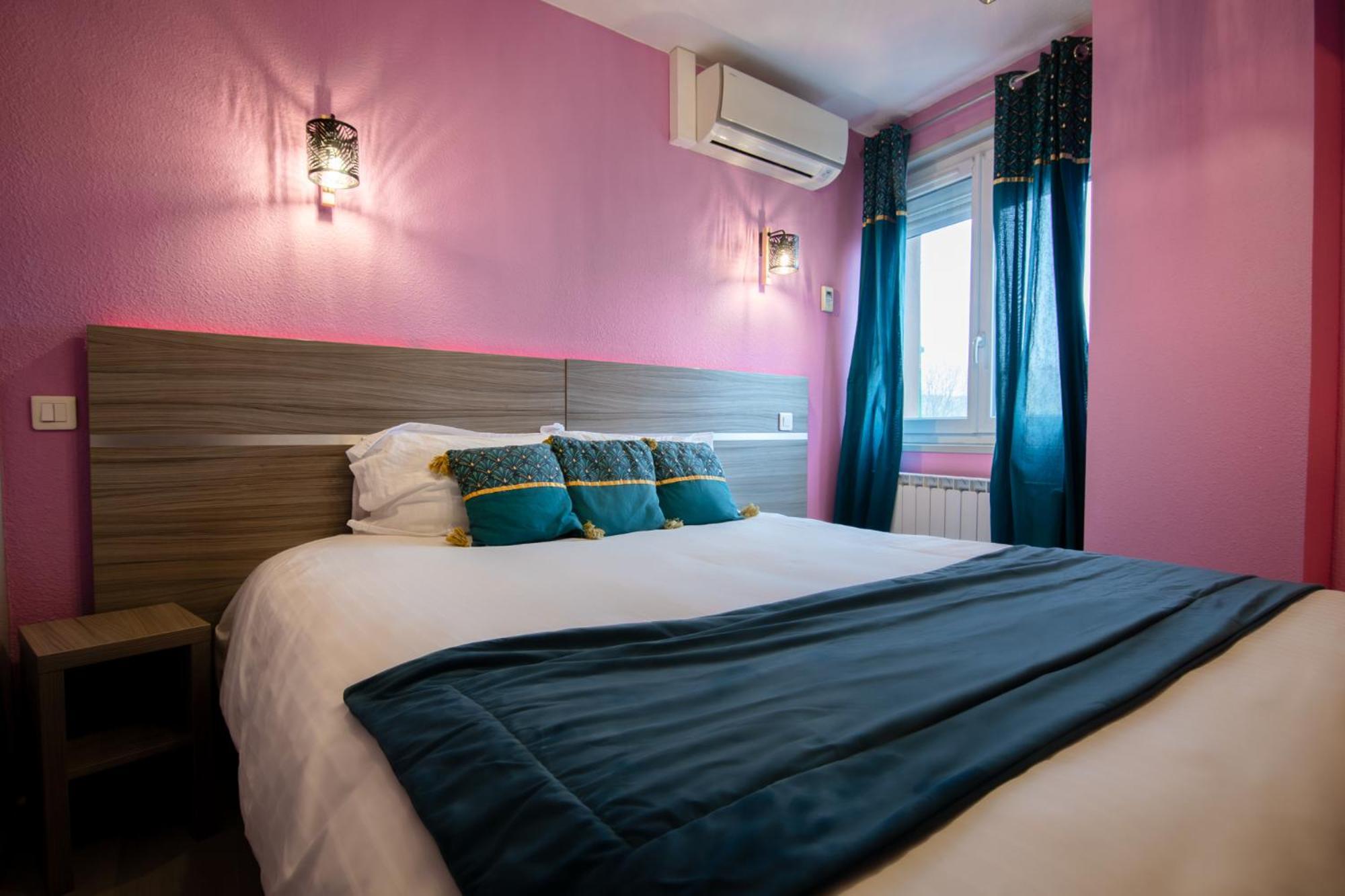 Logis Hotel Centrotel Et Spa Bulles D'Allier Montmarault Zewnętrze zdjęcie