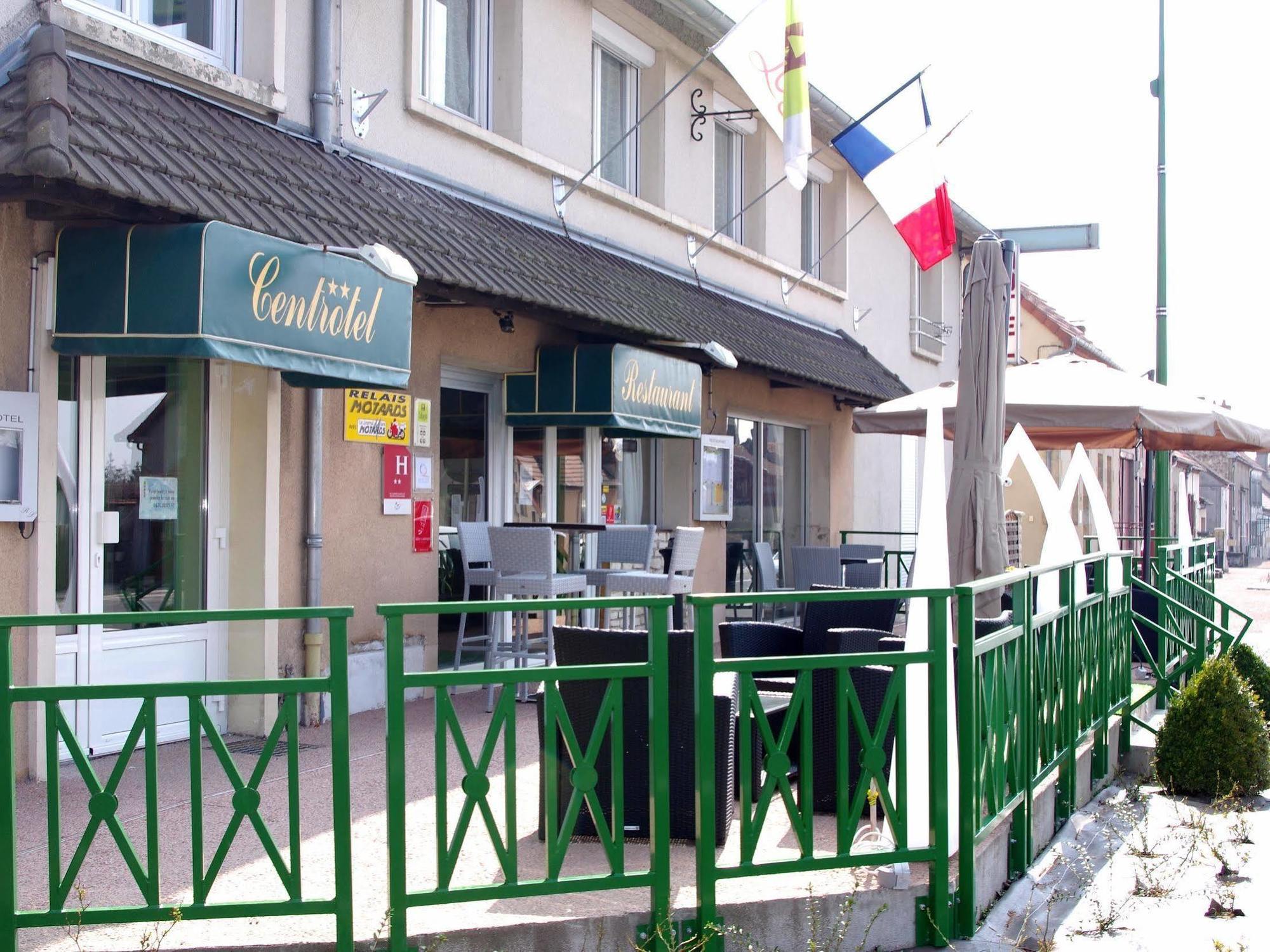 Logis Hotel Centrotel Et Spa Bulles D'Allier Montmarault Zewnętrze zdjęcie