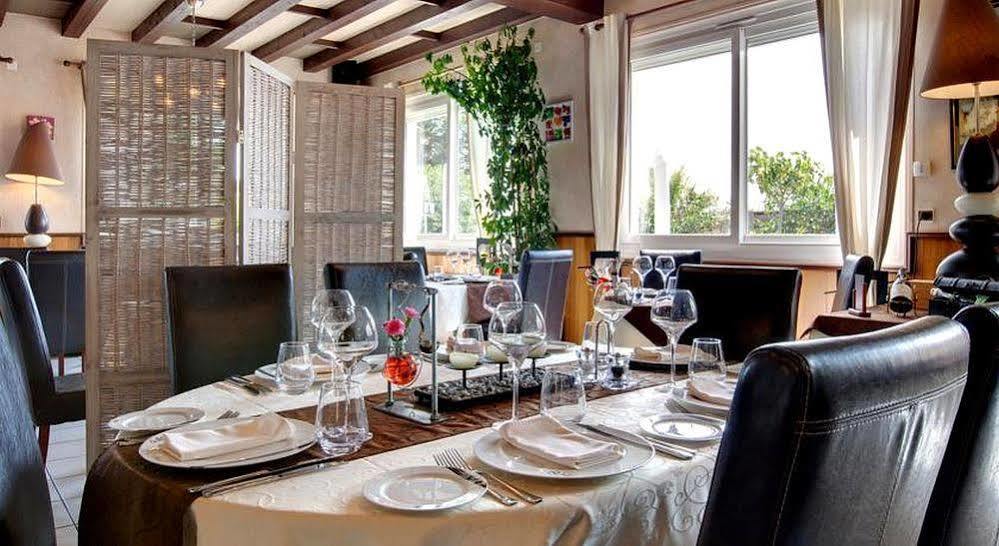 Logis Hotel Centrotel Et Spa Bulles D'Allier Montmarault Zewnętrze zdjęcie